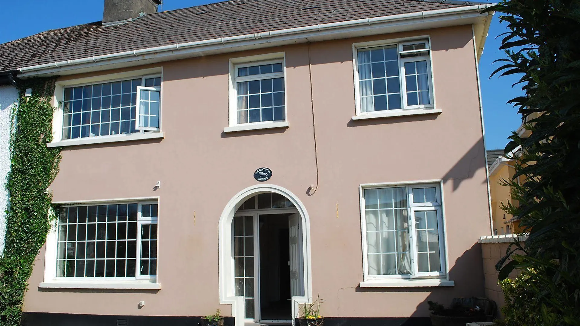 Cherry Tree Accommodation Killarney Bed & Breakfast